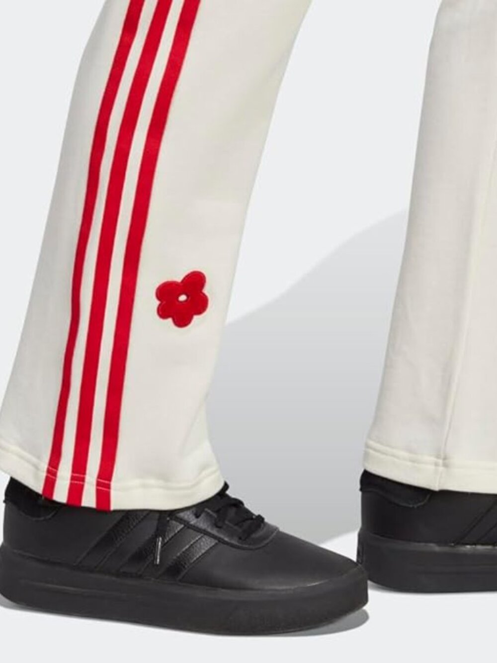 ADIDAS White Wide-Leg women’s 3 stripes track pants XL - Picture 6 of 6